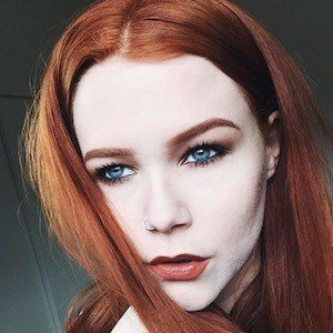 Sarah Hawkinson, 35 (YouTube Star)