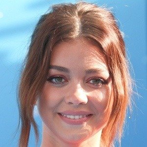 Sarah Hyland, 34 (電視女演員)