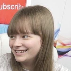 Sarah Kaynee, 26 (YouTube Star)