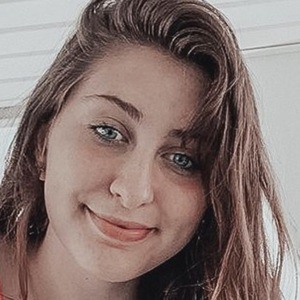 Sarah Lewis, 21 (Stage Actress)