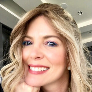 Sarah Mintz, 50 (Facebook Star)