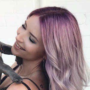 Sarah Nicole, 40 (Blogger)