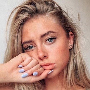 Sarah Rae Mayne, 28 (Modell)