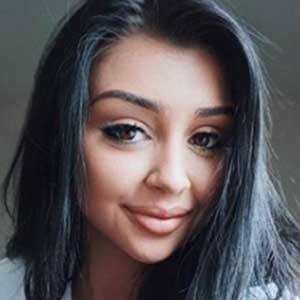 Sarah Salvini, 29 (YouTube明星)