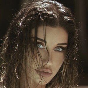 Sarai Rollins image 2