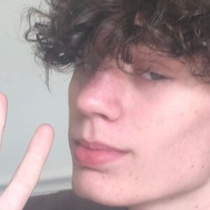 Sarek, 21 (TikTok Star)