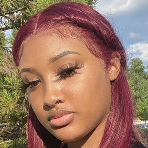 Saria Raine, 22 (YouTube Star)