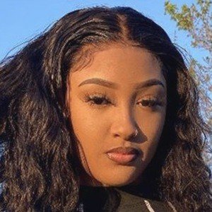 Saria Raine, 22 (YouTube明星)