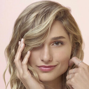 Sasha Meneghel image 9