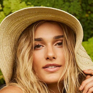 Sasha Meneghel image 11