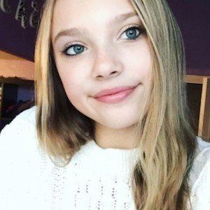 Sasha Morga, 23 (YouTuber)