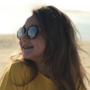 Satine Walle, 19 (YouTube明星)