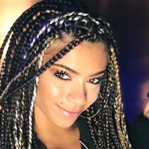 Savana Petruzello, 26 (Dancer)