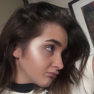 Savana Spring, 27 (Instagram明星)