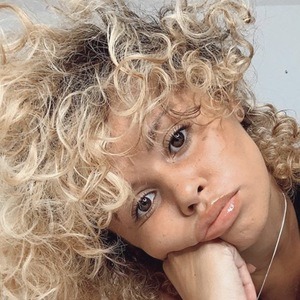 Savanna Darnell, 30 (Reality Star)