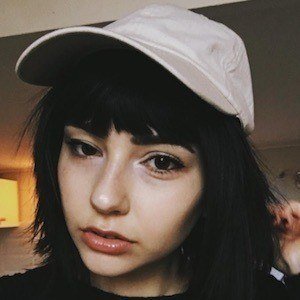 Savannah Brown, 27 (Estrella de YouTube)