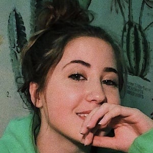 Savannah Dickson, 21 (TikTok Star)