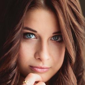 Savannah Outen, 33 (Pop Singer)