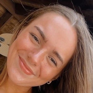 Savannah Rae Collins, 22 (Звезда Тиктока)