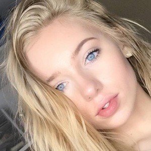 Savannah Rene image 4