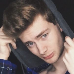 Sawyer Knight image 5