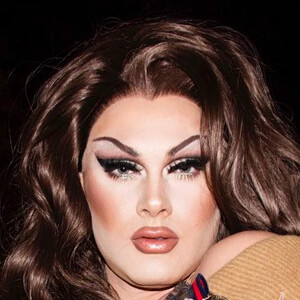 Scarlet Envy image 7