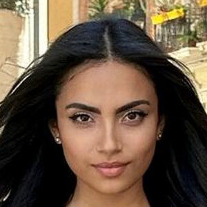 Scarlett Aleah, 32 (TikTok Star)