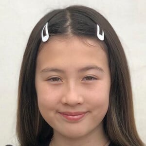 Scarlett Bella Song image 9