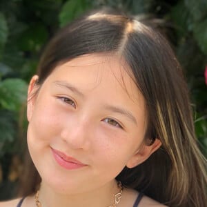 Scarlett Bella Song, 17 (Instagram明星)