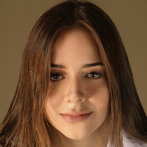 Scarlett Cordova image 16