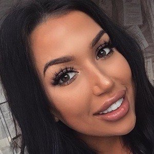 Scarlett Ellis, 34 (Instagram Star)