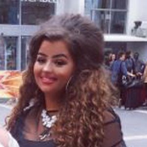 Scarlett Lee, 28 (Pop Singer)