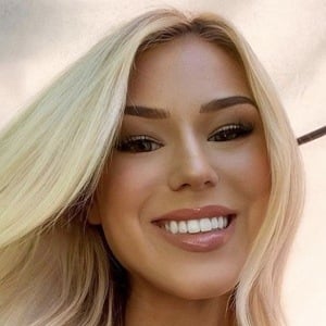 Scarlett Queen image 8