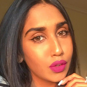 Scarlett Rose, 32 (Model)