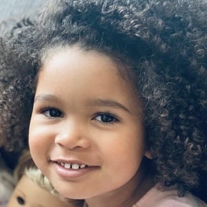 Scarlett Smith, 8 (TikTok Star)