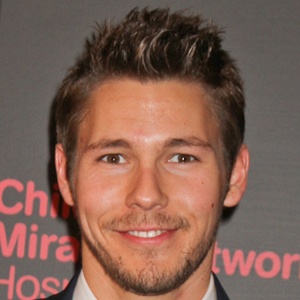 Scott Clifton image 6