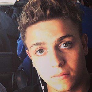 Scott Helman, 29 (流行歌手)