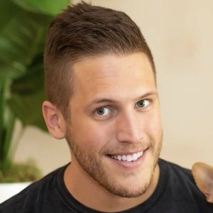Scott Hubbard, 34 (Estrella de TikTok)