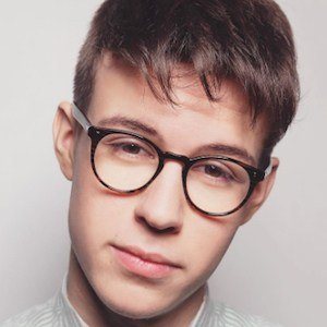 Seb la Frite, 29 (YouTube Star)