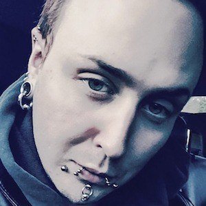 Seike, 34 (Rock Singer)