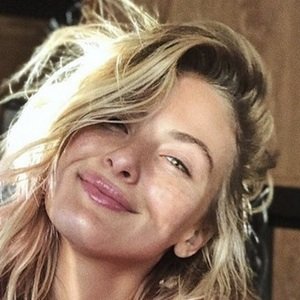 Selena Weber image 6