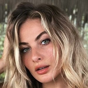 Selena Weber image 7