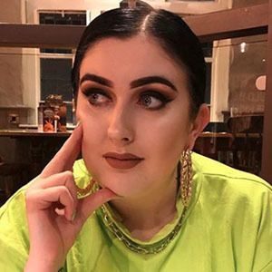 Selfloveliv, 32 (Instagram-ster)