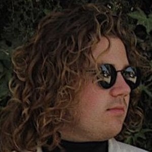 Seth Hollingsworth image 3