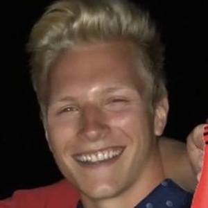 Seth Petersen, 26 (Звезда Тиктока)