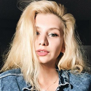 Sezin Erkek, 29 (YouTube Star)