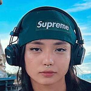 Shainna Gayle, 24 (TikTok Star)