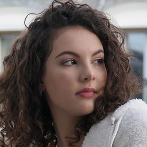 Shalisa van der Laan, 25 (Cantante pop)