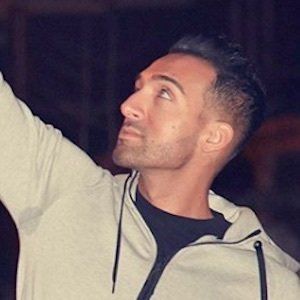 Sham Idrees, 37 (Ca sĩ nhạc Pop)