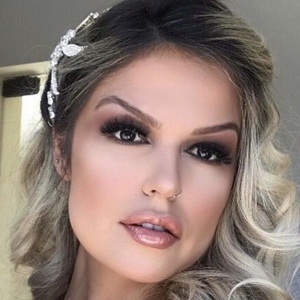 Shana Campos, 39 (Instagram Star)